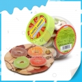 Bonbons gélifiés ronds à saveur fruitée 2 couleurs en 1 dans un pot 