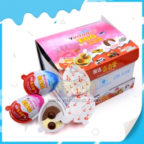 Œuf surprise en chocolat avec jouet et biscuit