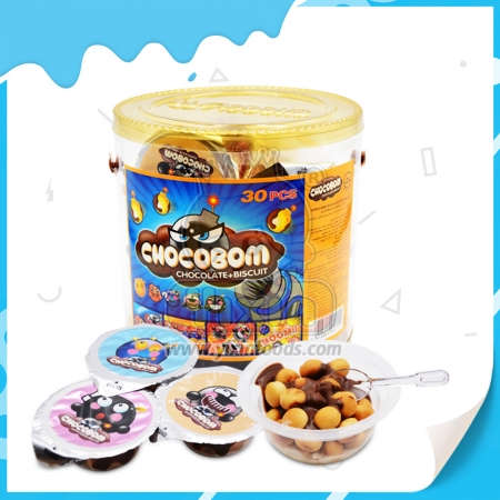 tasse de biscuits au chocolat