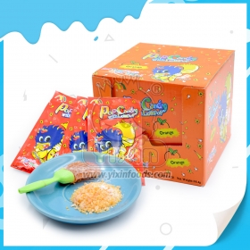faire éclater des bonbons avec une sucette