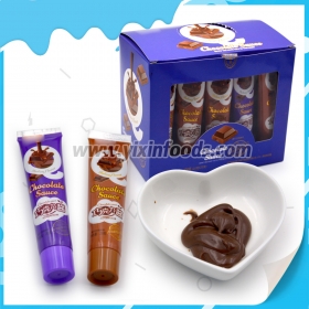 sauce au chocolat en tube
