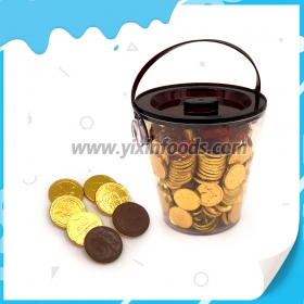 pièces de chocolat dans un bocal