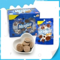Bonbon dur en forme de biscuit au chocolat et au lait 