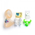 Œuf surprise en plastique et bonbon halal 